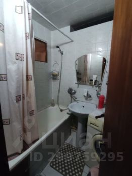 2-комн.кв., 52 м², этаж 3