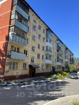 4-комн.кв., 63 м², этаж 4