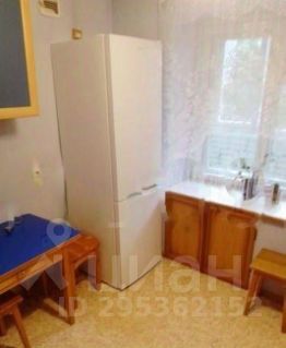 2-комн.кв., 50 м², этаж 3