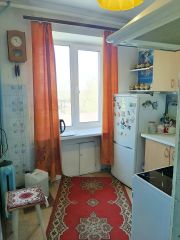 2-комн.кв., 43 м², этаж 4