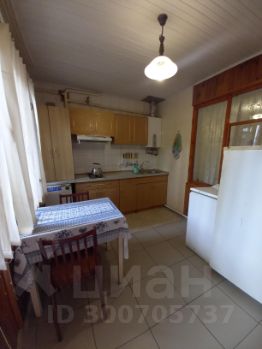 2-комн.кв., 75 м², этаж 2