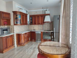 3-комн.кв., 80 м², этаж 3