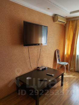 3-комн.кв., 64 м², этаж 4