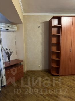 3-комн.кв., 125 м², этаж 3