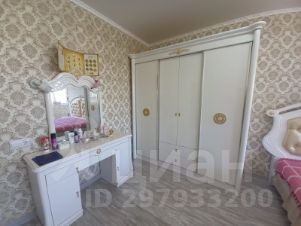 4-комн.кв., 200 м², этаж 9