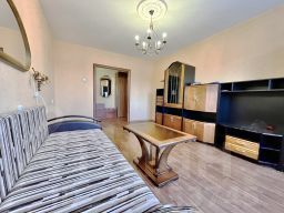 2-комн.кв., 52 м², этаж 1