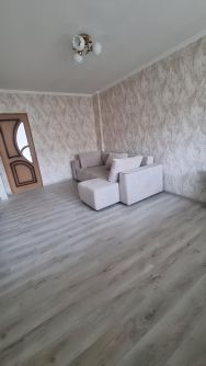 2-комн.кв., 49 м², этаж 2