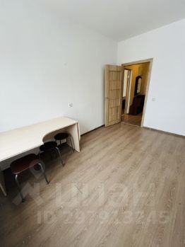 1-комн.кв., 38 м², этаж 3