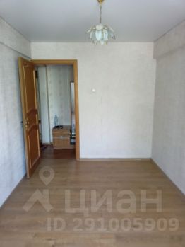 3-комн.кв., 60 м², этаж 4