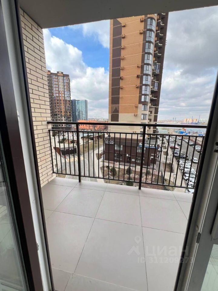 2-к кв. Астраханская область, Астрахань ул. Набережная Приволжского затона, 20В (64.6 м²)