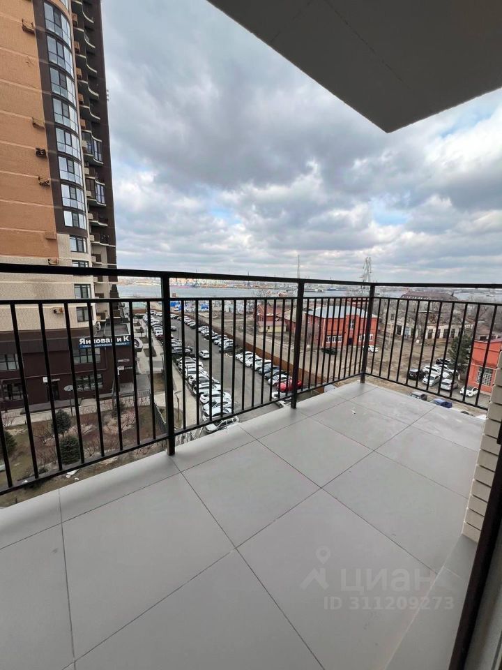 2-к кв. Астраханская область, Астрахань ул. Набережная Приволжского затона, 20В (64.6 м²)