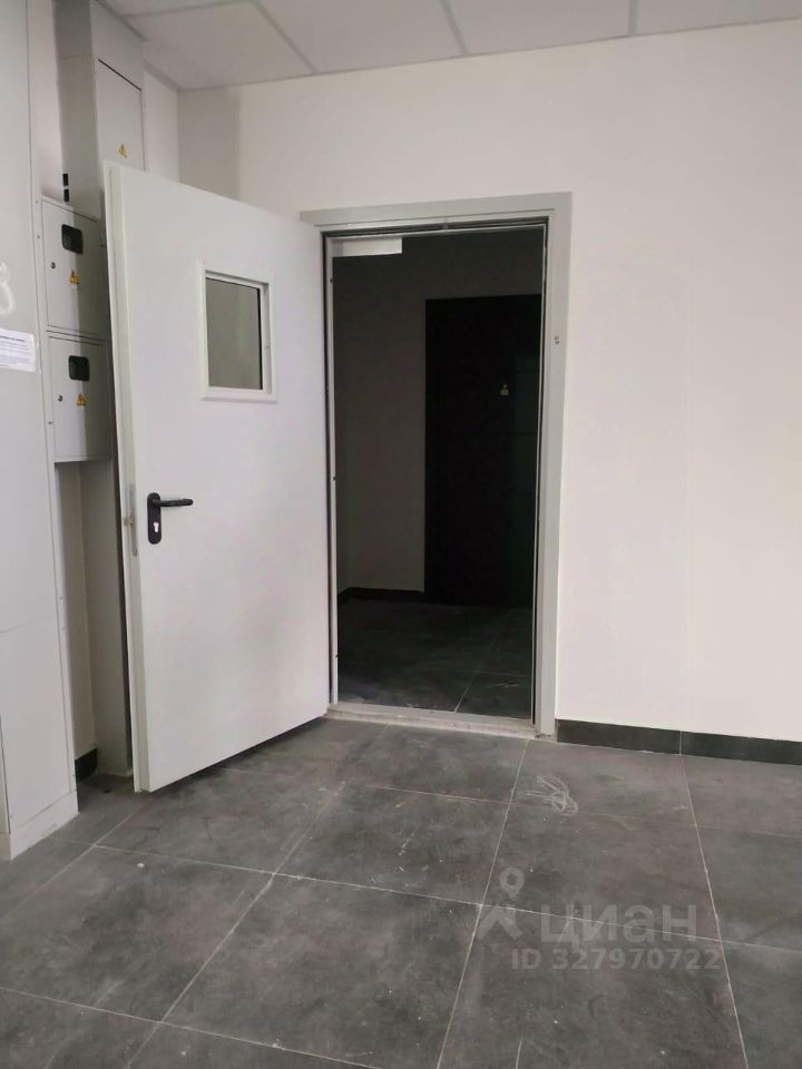 2-к кв. Астраханская область, Астрахань ул. Набережная реки Царева, 83 (74.0 м²)