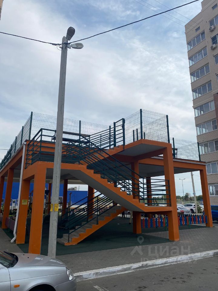 2-к кв. Астраханская область, Астрахань ул. Набережная реки Царева, 83 (74.0 м²)