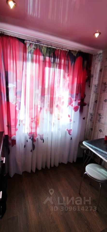 3-к кв. Астраханская область, Астрахань ул. Савушкина, 7/2 (60.0 м²)