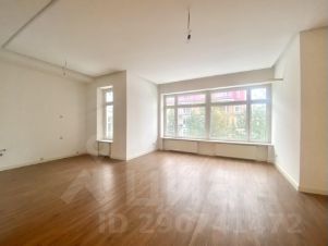 3-комн.кв., 105 м², этаж 3