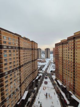 2-комн.кв., 74 м², этаж 17