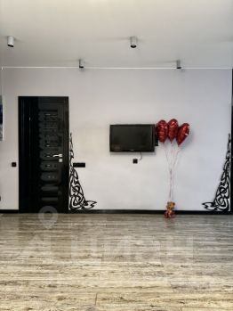 3-комн.кв., 70 м², этаж 23