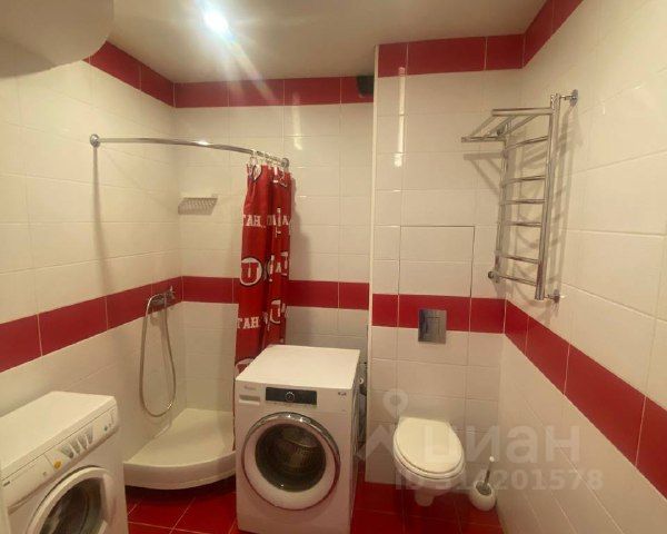 2-комн., 42 м², 10/25 этаж