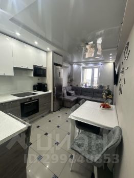 2-комн.кв., 64 м², этаж 18