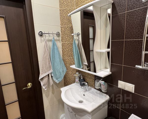 2-комн., 70,3 м², 17/25 этаж