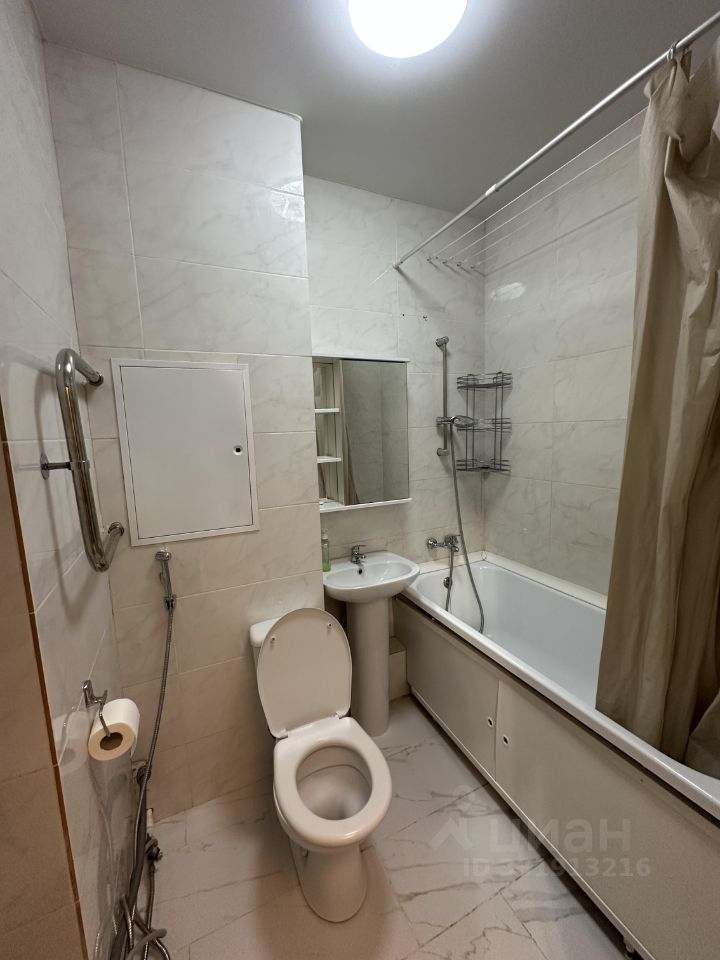 1-комн. кв., 10/23 этаж, 35 м² — 32 000 ₽/мес., метро Ольгино — фото 8