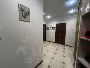 2-комн.кв., 77 м², этаж 10