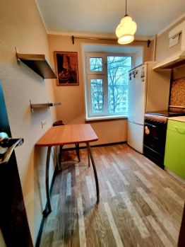 2-комн.кв., 46 м², этаж 3