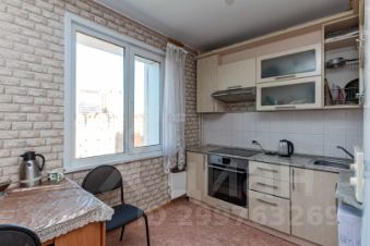 3-комн.кв., 82 м², этаж 6