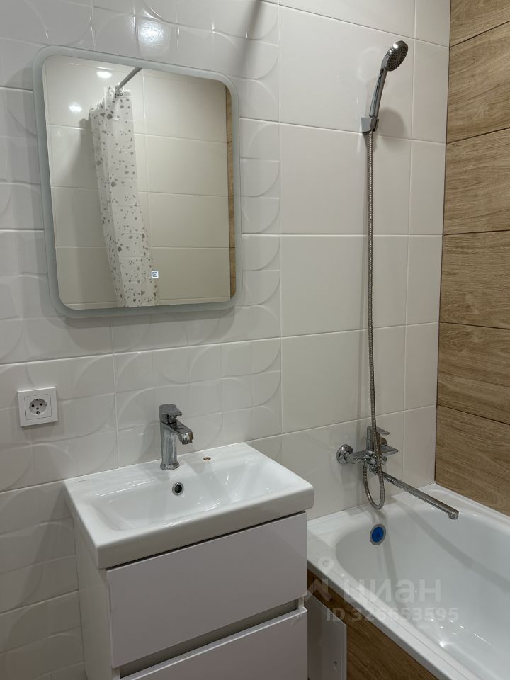 2-к кв. Ростовская область, Батайск ул. Ушинского, 27Ак2 (40.0 м²)