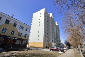 3-комн.кв., 83 м², этаж 4