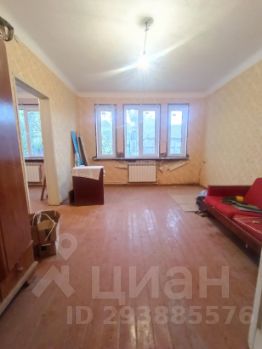 3-комн.кв., 55 м², этаж 1