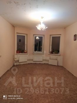 2-комн.кв., 63 м², этаж 4