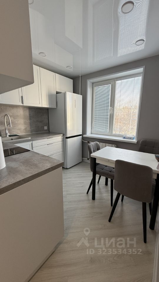 1-к кв. Приморский край, Большой Камень ул. Приморского Комсомола, 33 (37.0 м²)