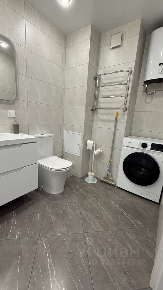 1-к кв. Приморский край, Большой Камень ул. Приморского Комсомола, 33 (37.0 м²)