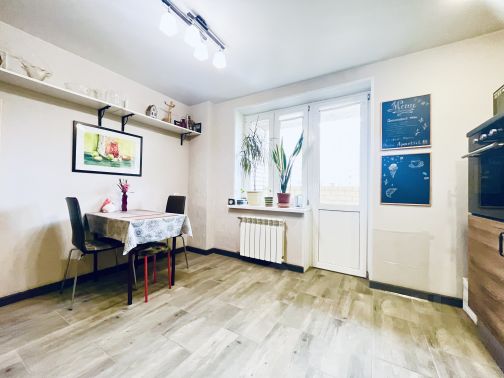 2-комн., 70 м², 2/10 этаж