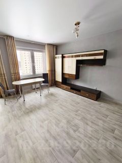 3-комн.кв., 80 м², этаж 8