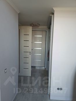 1-комн.кв., 42 м², этаж 3