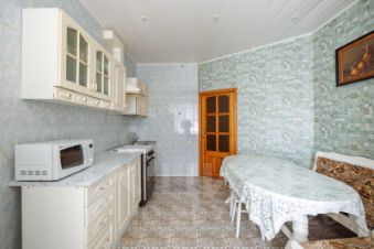 3-комн.кв., 100 м², этаж 5