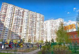 2-комн.кв., 60 м², этаж 14