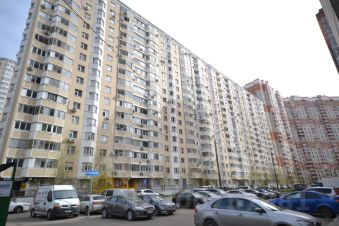 3-комн.кв., 76 м², этаж 8