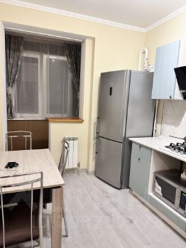 2-комн.кв., 46 м², этаж 3