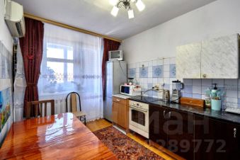 5-комн.кв., 108 м², этаж 8