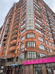 5-комн.кв., 160 м², этаж 15