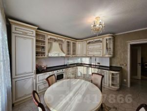 2-комн.кв., 77 м², этаж 14