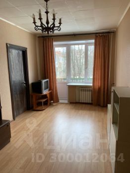 2-комн.кв., 44 м², этаж 3