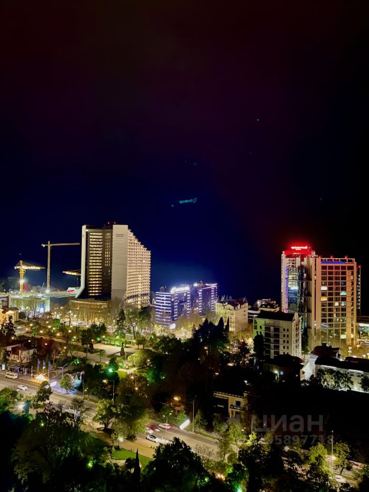 Сдам трехкомнатную квартиру 70м² ул. Нагорная, 1, Сочи, Краснодарский ...