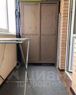 2-комн.кв., 80 м², этаж 6