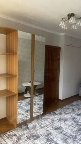 2-комн.кв., 52 м², этаж 4