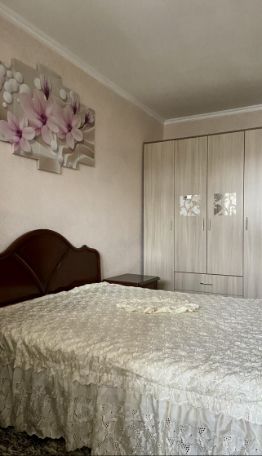 2-комн.кв., 52 м², этаж 4