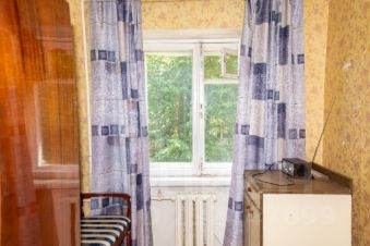 2-комн.кв., 43 м², этаж 3